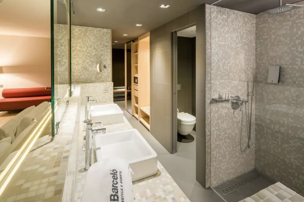 Barceló Hamburg - Stedentrip Hamburg - Trein en Hotel