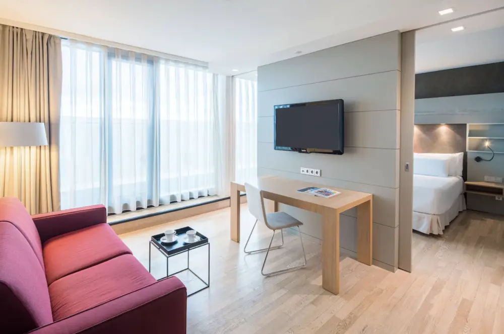 Barceló Hamburg - Stedentrip Hamburg - Trein en Hotel