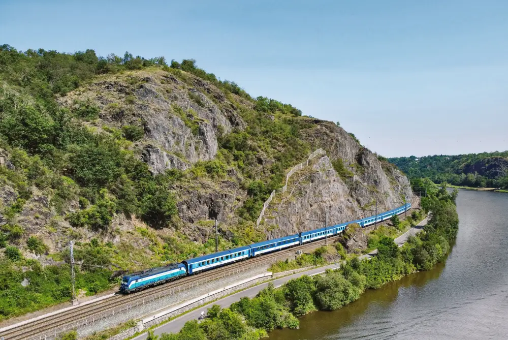 Treinreis langs de Elbe