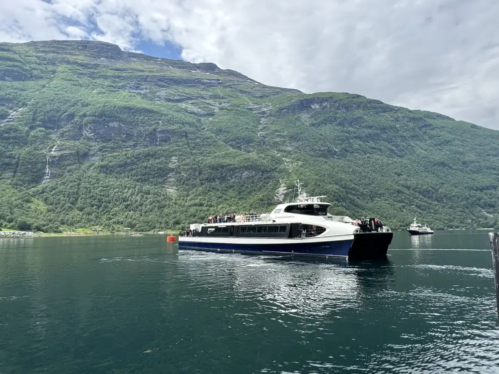 Fjord Tours / Pernille Hunsbedt