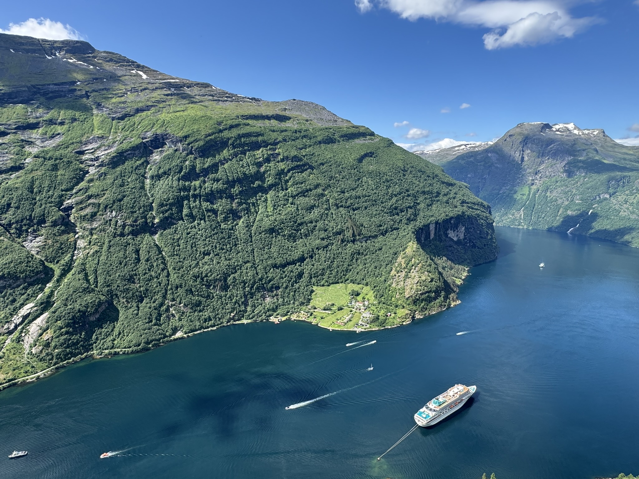 Fjord Tours / Pernille Hunsbedt