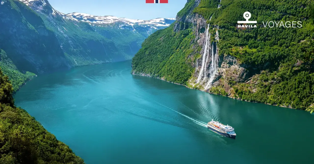 Groepsreis Postboot Noorwegen Havila blauw water bergen