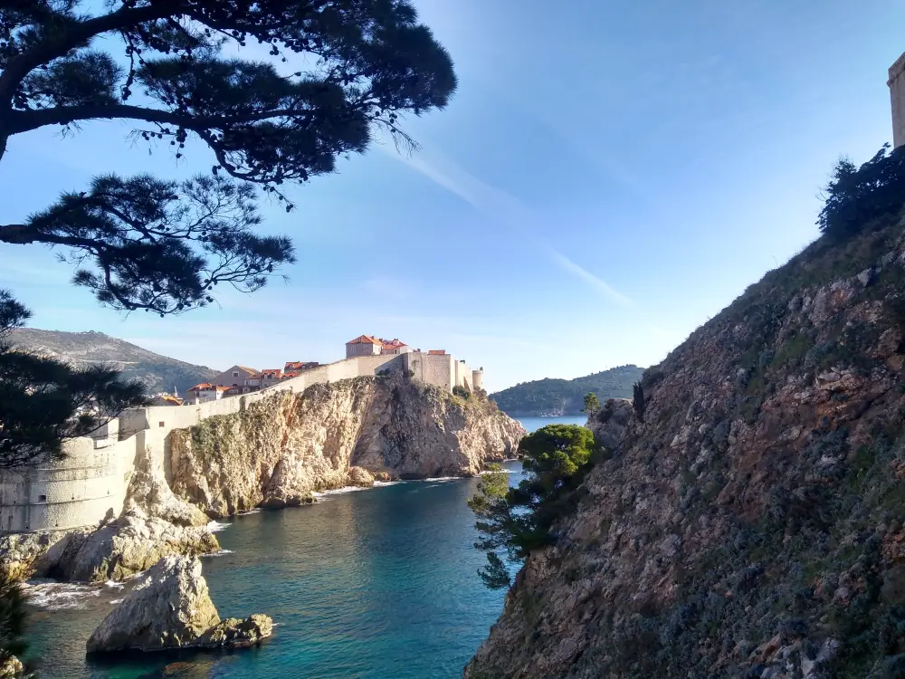 Groepsreis Servië, Montenegro en Kroatië - dubrovnik kasteel