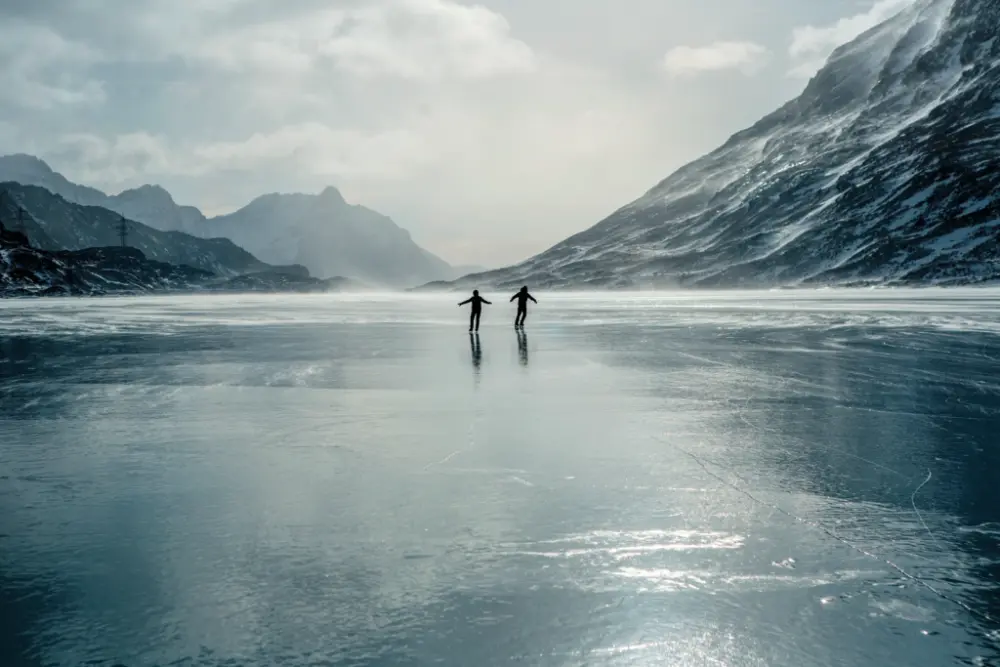 Treinrondreis Zwitserse Winter Panorama's lago Bianco Ice