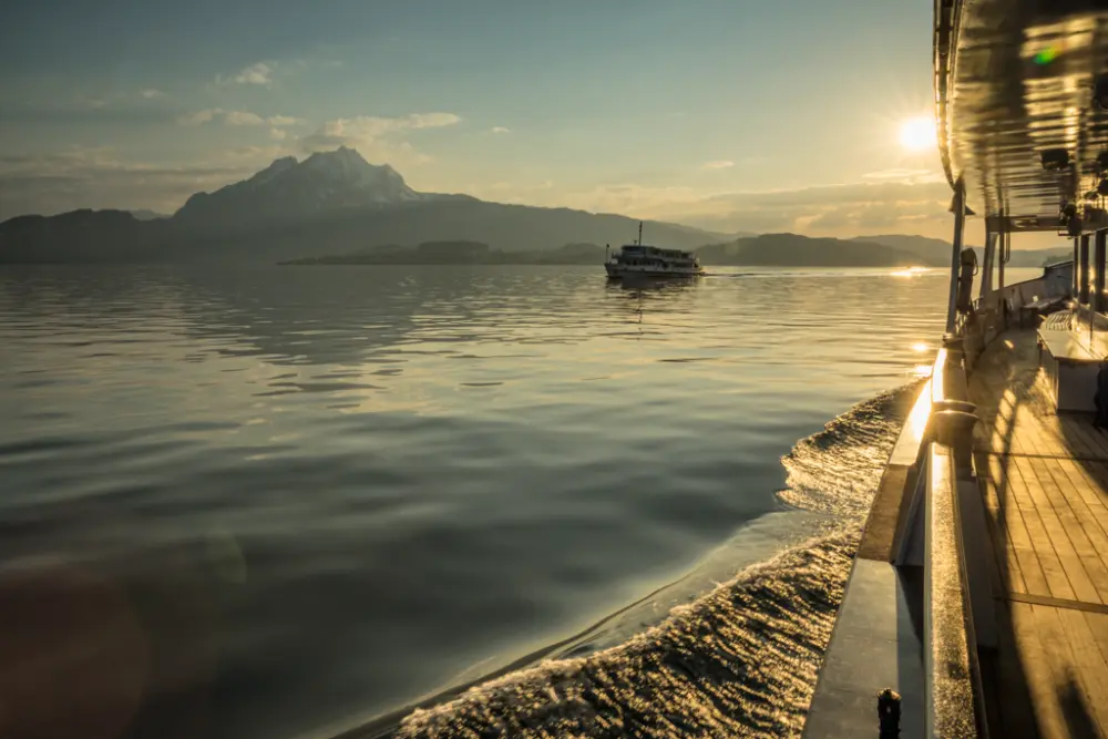 Rondreis Zwitserland Trein | Autovrije dorpen | Lake Lucerne