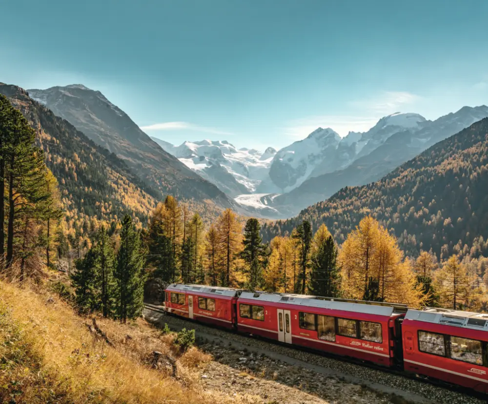 Rondreis Zwitserland Trein | Rail adventure | Morteratsch Glacier