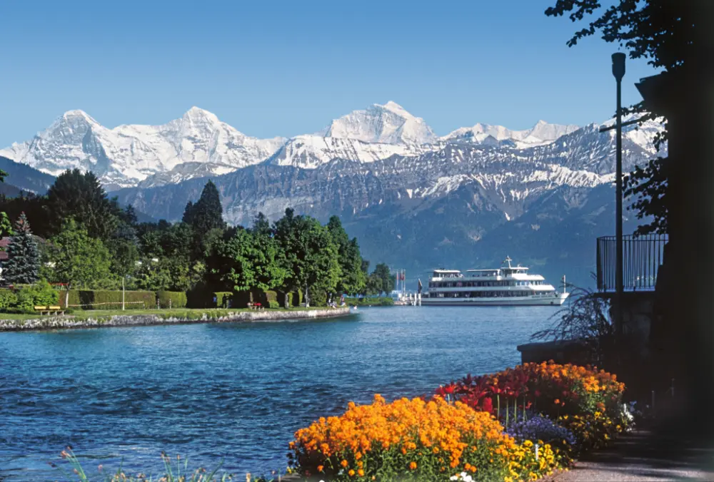 Golden Pass en Chocoladetrein | Rondreis Zwitserland per Trein | Bernese-Oberland-ship