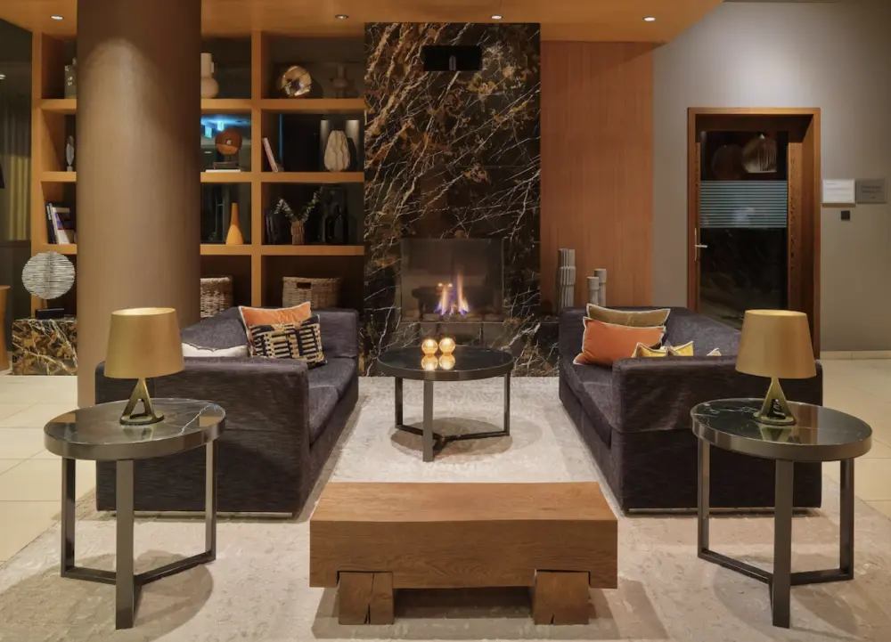 Adina Apartment Neue Oper Frankfurt - Stedentrip Duitsland - Trein en Hotel 