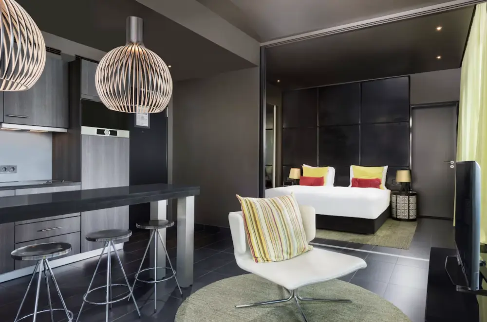 Adina Apartment Neue Oper Frankfurt - Stedentrip Duitsland - Trein en Hotel 