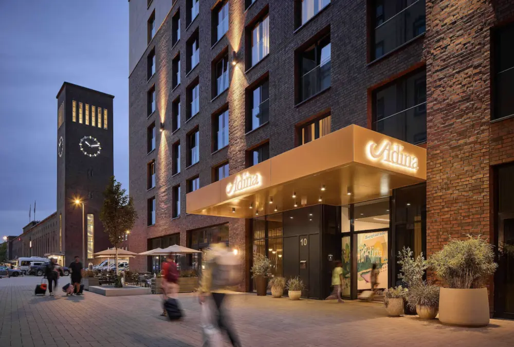 Adina Apartment Hotel Dusseldorf | Stedentrip Düsseldorf - Trein en Hotel Duitsland