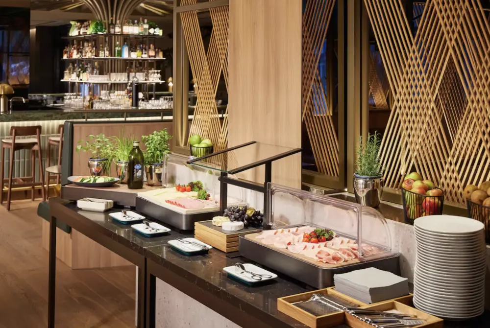 Adina Apartment Hotel Dusseldorf | Stedentrip Düsseldorf - Trein en Hotel Duitsland