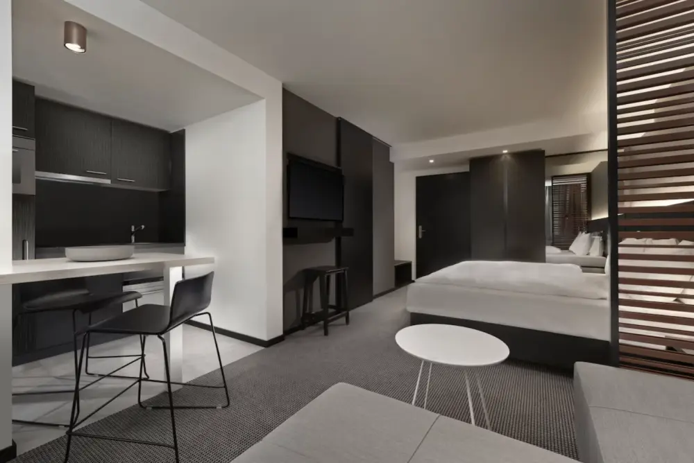 Adina Apartment Hotel Leipzig | Stedentrip Leipzig - Trein en Hotel Duitsland