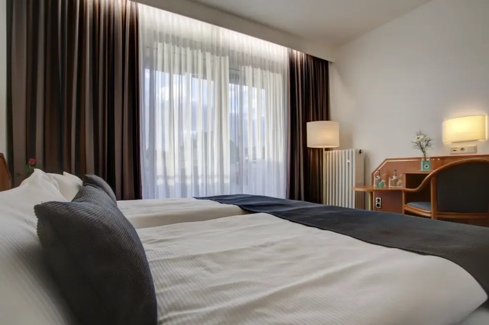 Hotel Trip Inn Esplanade | Stedentrip Düsseldorf - Trein en Hotel Duitsland 