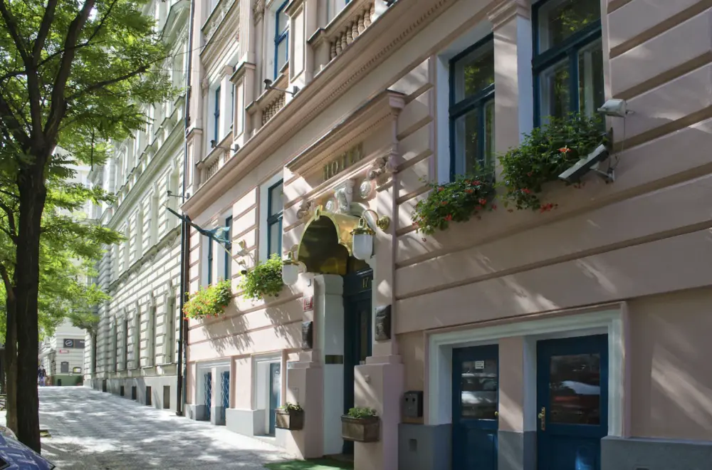 Hotel Anna | Stedentrip Praag - Trein en Hotel Tsjechië