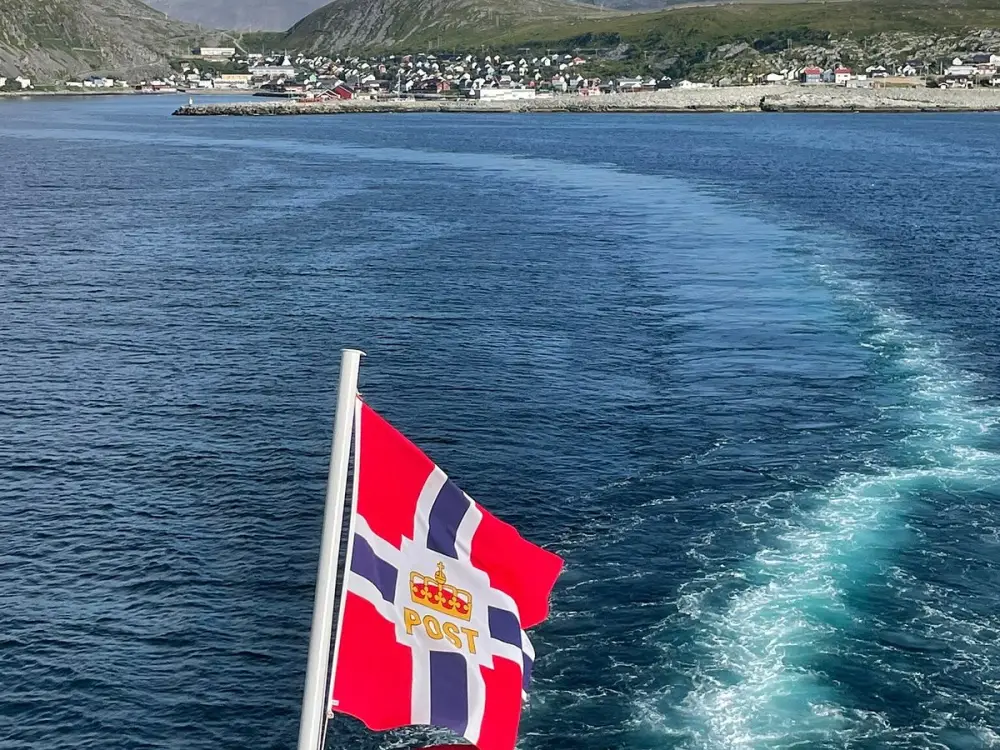 Groepsreis Postboot Noorwegen vlag